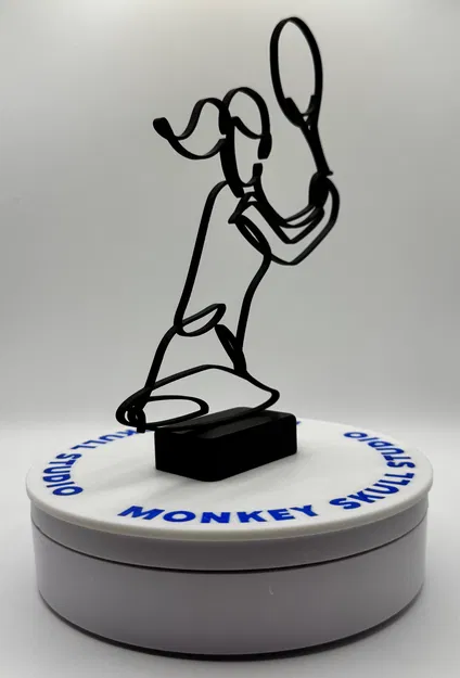 Tượng Line Art Cô Gái Chơi Tennis - Image 2