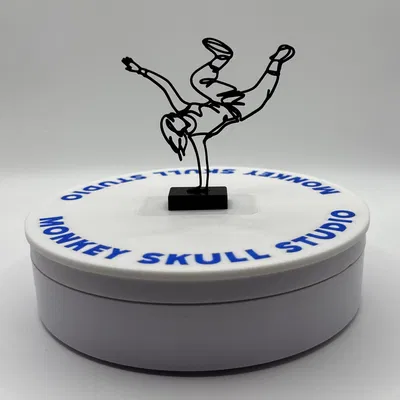 Tác Phẩm Điêu Khắc Line Art Vũ Công Đường Phố