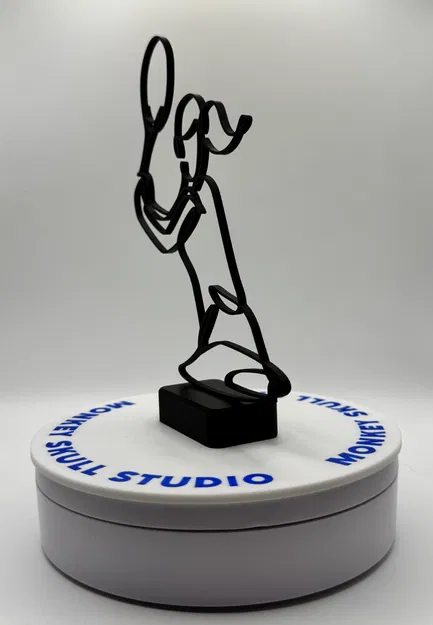 Tượng Line Art Cô Gái Chơi Tennis - Image 4