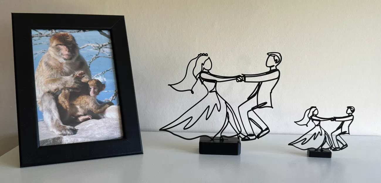 Tượng Nghệ Thuật Đường Nét Khiêu Vũ Đám Cưới - Image 1