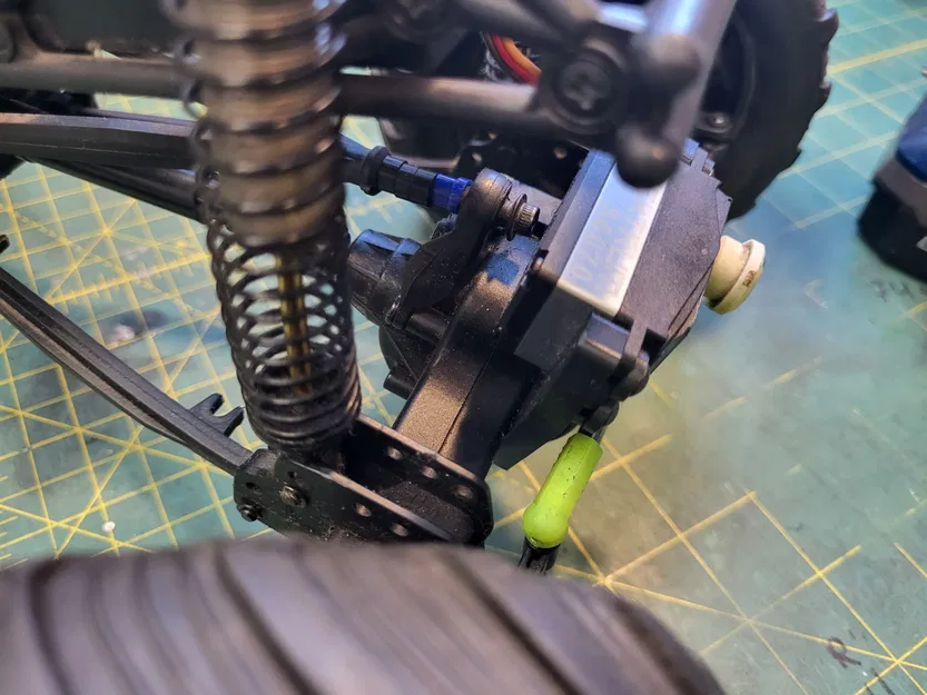 Giá đỡ servo ngắn cho Wheely King - Image 2