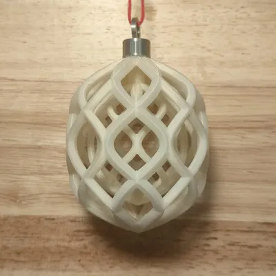 Chuông Giáng Sinh Hai Lớp Sóng Wavy Double-layered Christmas Bauble