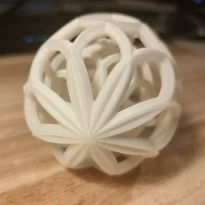 Chuông Giáng Sinh Hai Lớp Sóng Wavy Double-layered Christmas Bauble