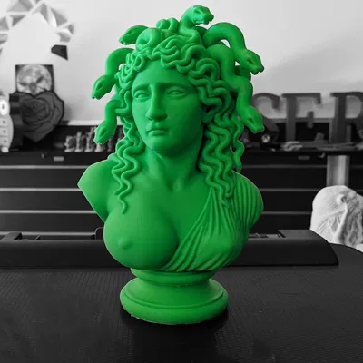 Tượng Bán Thân Medusa
