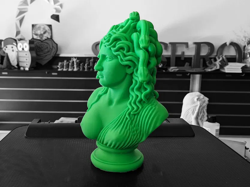Tượng Bán Thân Medusa - Image 4
