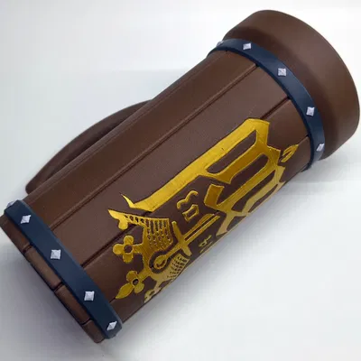 Chân Đế Lon Bia Kiểu Thùng Gỗ & Logo KCD (Kingdom Come: Deliverance)