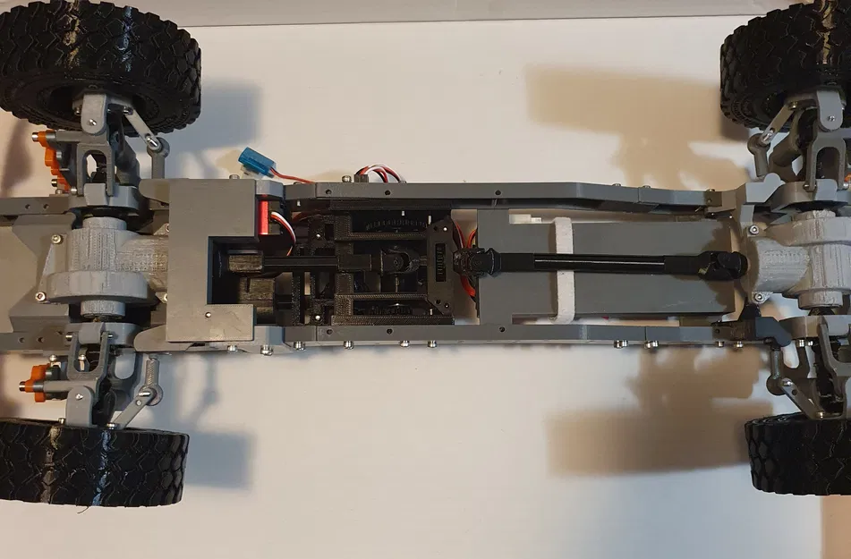 KHUNG SƯỜN UNIMOG RC (model U5023 - 2014) Tỉ lệ 1/10 (XE RC / TẢI RC) - Image 21