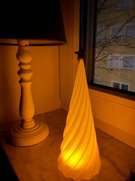 Cây Thông Noel Xoắn Ốc Kèm Sao - Bản In 3D Đẹp Mắt - Image 3