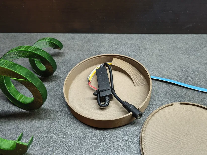 Cây Thông Giáng Sinh Xoắn LED Phát Sáng – Hai Phiên Bản - Image 12