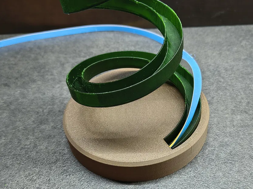 Cây Thông Giáng Sinh Xoắn LED Phát Sáng – Hai Phiên Bản - Image 13