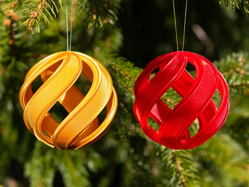 Quả Châu Giáng Sinh Ruy Băng Xoắn 2025 - Image 1