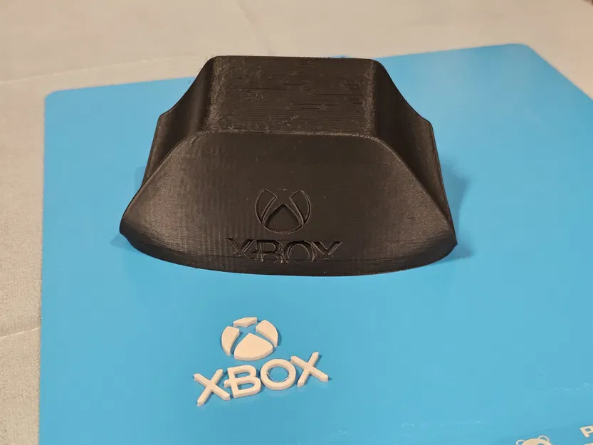 Chân Đế Tay Cầm Xbox Tối Giản Có Logo - Image 2