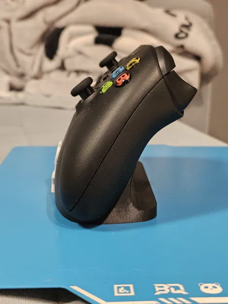 Chân Đế Tay Cầm Xbox Tối Giản Có Logo - Image 4