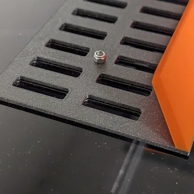 Chế nắp Core One phiên bản 2: Tay cầm và móc giữ