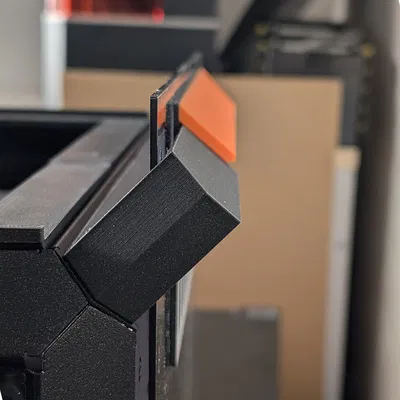 Chế nắp Core One phiên bản 2: Tay cầm và móc giữ