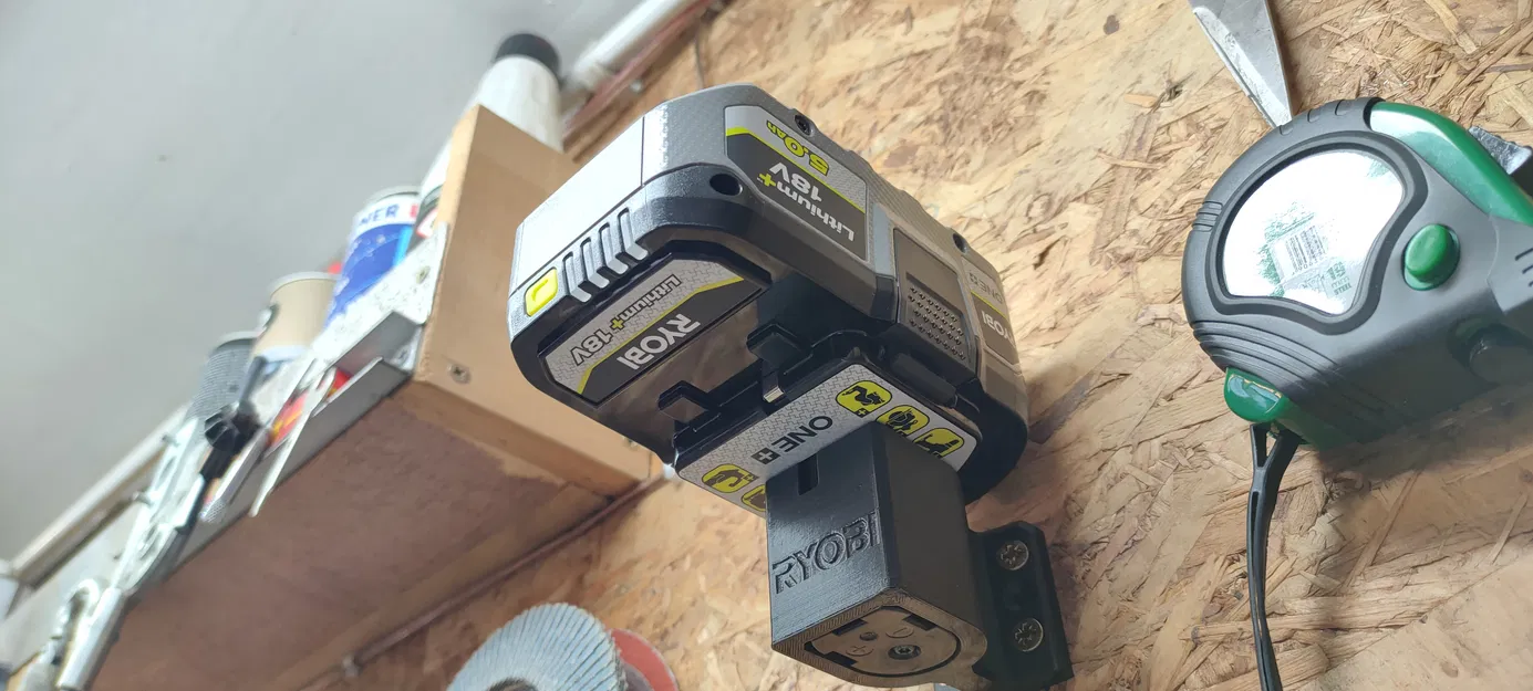 Giá đỡ pin RYOBI 18V - Image 3