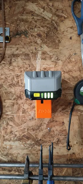 Giá đỡ pin RYOBI 18V - Image 5