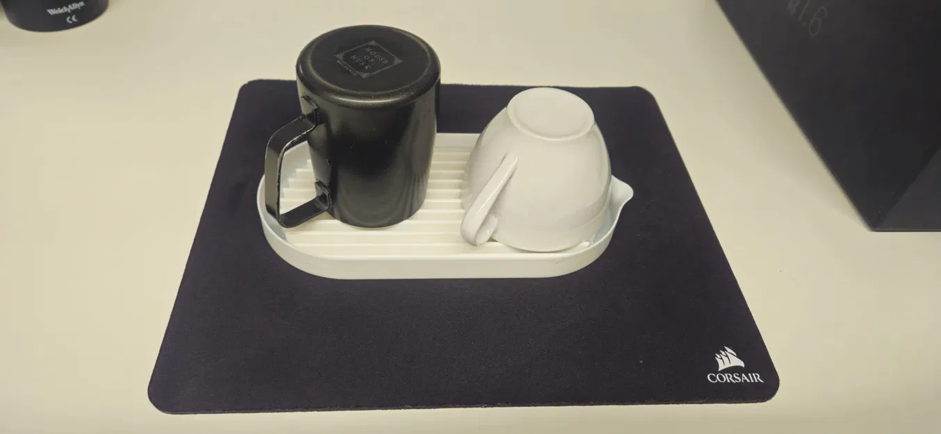 Khay Hứng Nước Tối Giản - Image 1