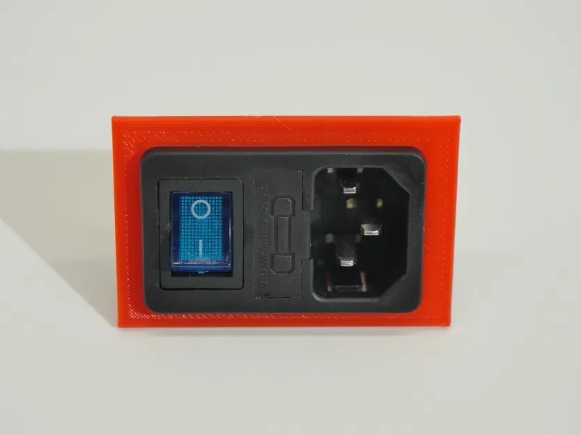 Khuôn Insert IEC320 C14 Clip-in bằng OpenSCAD - Image 4