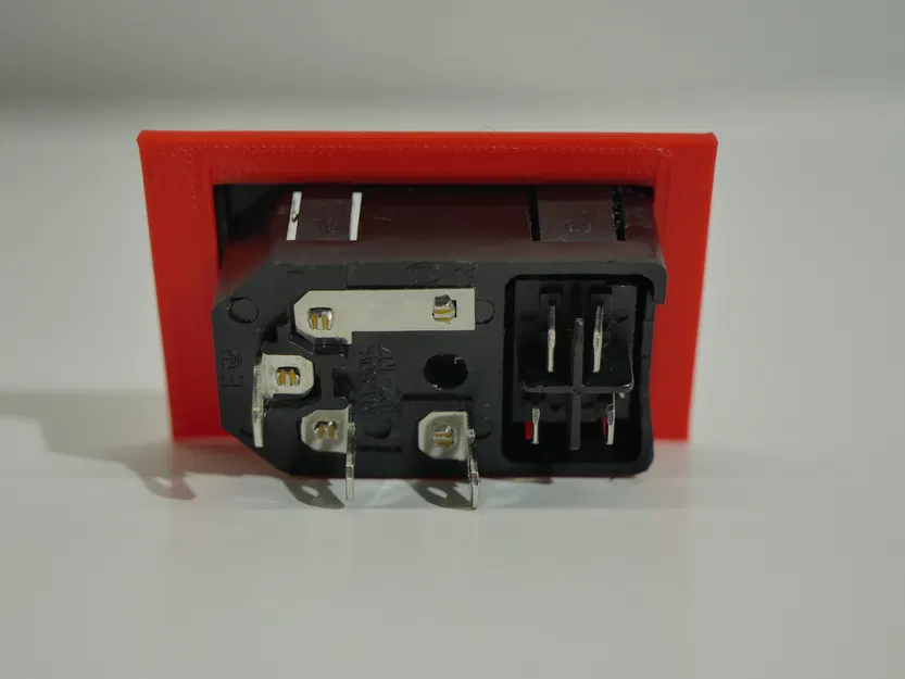 Khuôn Insert IEC320 C14 Clip-in bằng OpenSCAD - Image 8