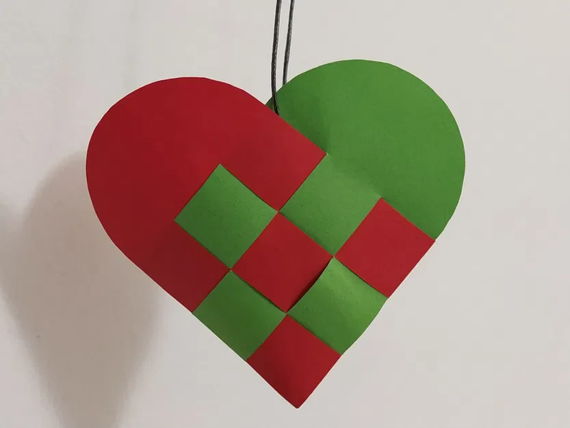 Khuôn Giỏ Trái Tim Dệt - Image 1