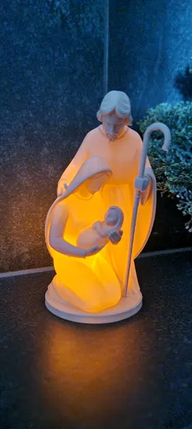 Tượng Gia Đình Thánh Dùng Đèn Tealight - Image 3