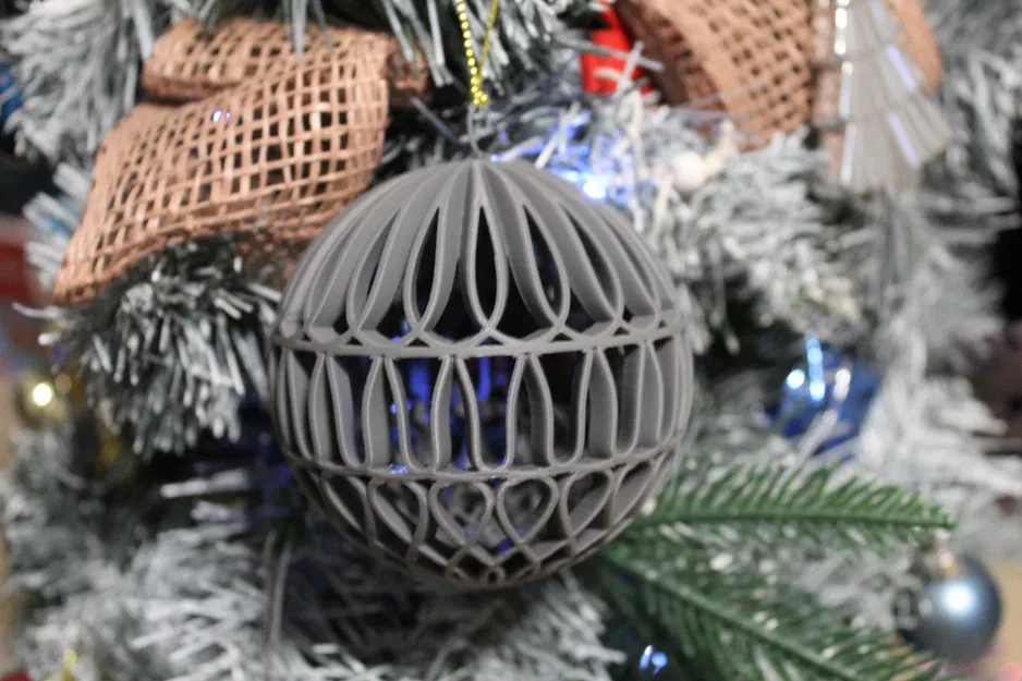 Dây treo Giáng sinh không cần hỗ trợ! – Quả Châu In 3D Hiện Đại - Image 1