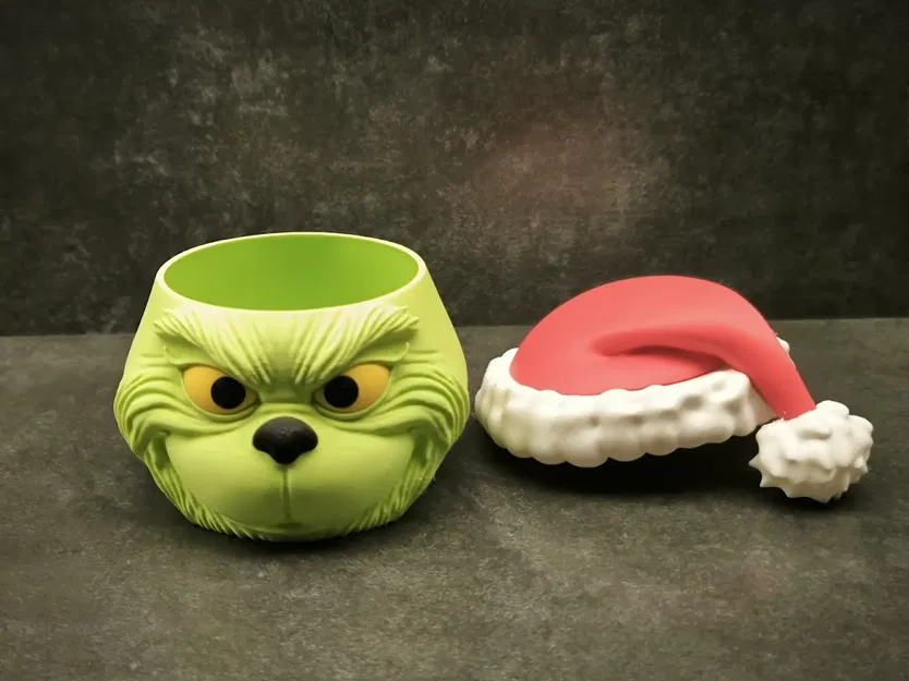 Tô Giáng Sinh Phong Cách Grinch Có Nón Santa - Image 6