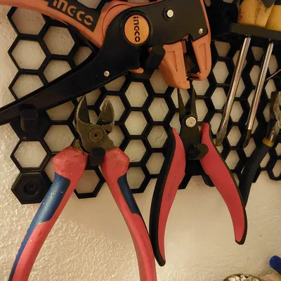 Giá đỡ công cụ dạng tổ ong