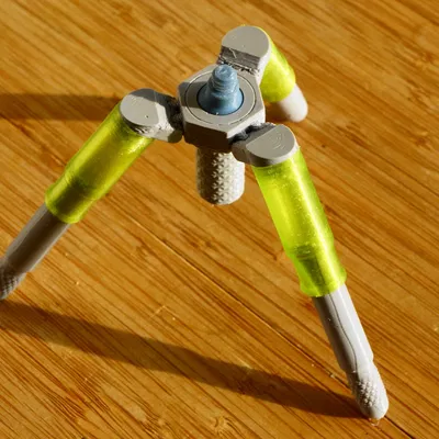 Chân máy ảnh di động