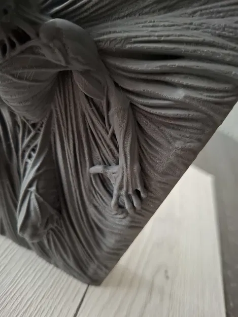 Emergence 3 - Tác phẩm Phù điêu - Image 3