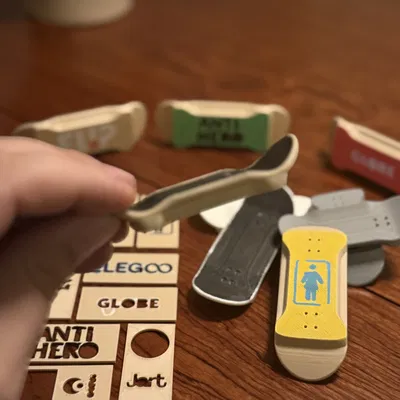 SpinDeck Fidget - Đồ Chơi Nam Châm Lật Ván