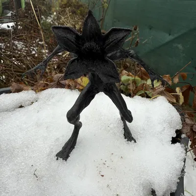 Demogorgon - Quái Vật Từ Phim Stranger Things