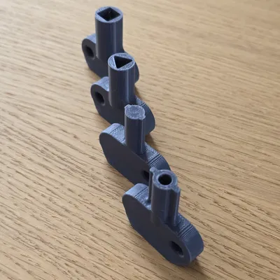 Chìa Khóa Tủ Điện Công Nghiệp Vuông