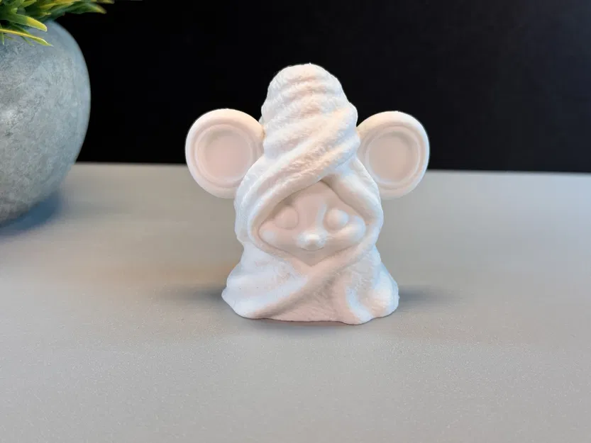 Chuột Con Dễ Thương Cuộn Tròn - Image 13