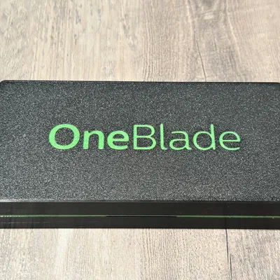 Hộp Đựng Du Lịch OneBlade 360 Pro Essentials