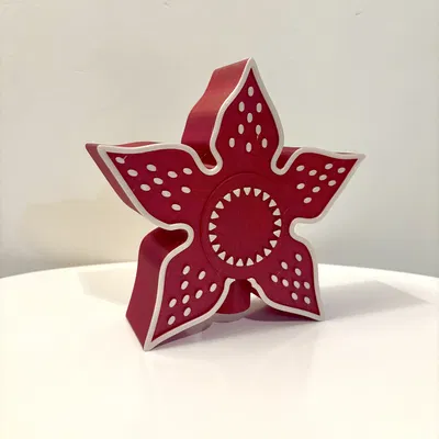 Đỉnh Cây Thông Noel Hình Đầu Demogorgon (Stranger Things)