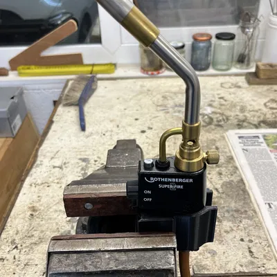 Bao Đựng Đèn Khò Rothenberger SuperFire 2 Trên Ê Tô