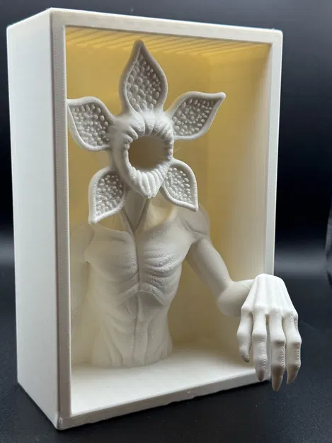 Hộp Bóng 3D Hình Demagorgone - Image 2