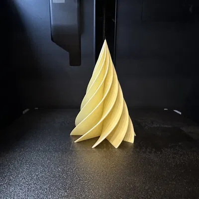 Cây Thông Noel Xoắn Ốc Sang Trọng