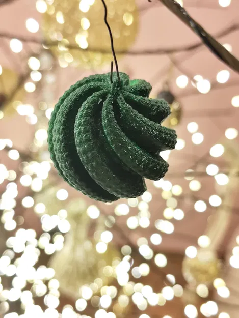 [7 MẪU] Trang Trí Quả Châu Giáng Sinh 2025 - Image 2