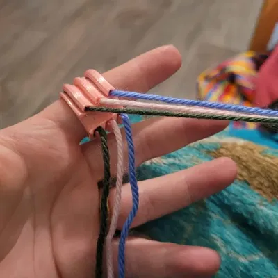 Nhẫn Giữ Len Đan Họa Tiết Màu