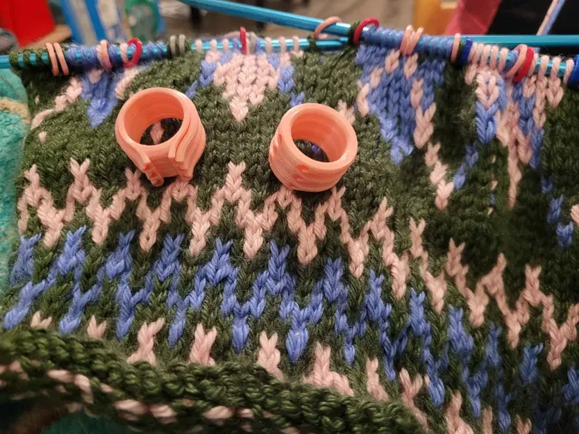 Nhẫn Giữ Len Đan Họa Tiết Màu - Image 6