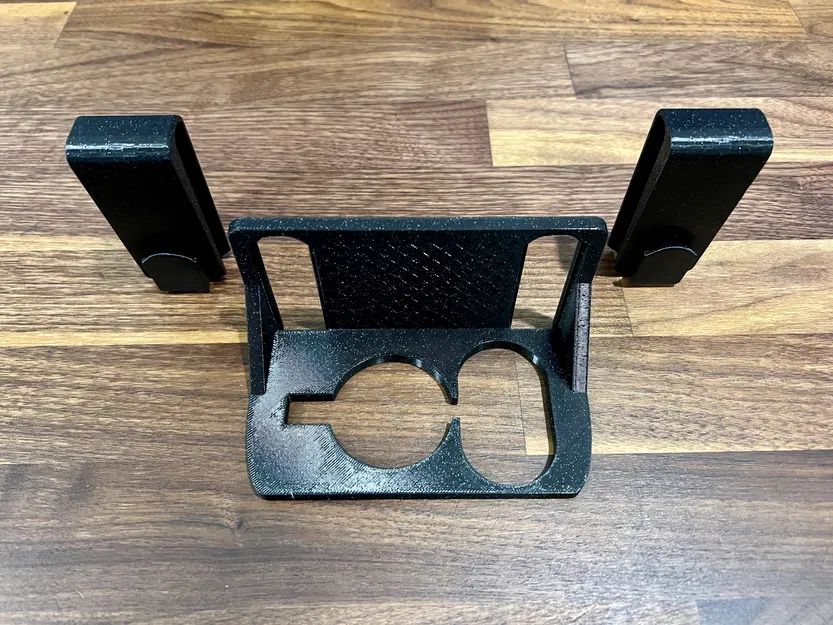 Giá đỡ Bộ chuyển đổi NACS OpenSourceEV cho Rivian R1T & R1S - Image 3