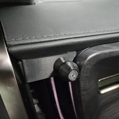 Giá Đỡ Điện Thoại OpenSourceEV NextGen Cho Rivian R1T & R1S