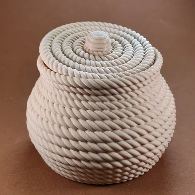 Tô có hoa văn dây thừng