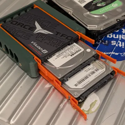 Adapter Chuyển Đổi Ổ Cứng 2.5" SSD Sang Khay 3.5" HDD Ba Ổ Đĩa, Không Cần Dụng Cụ