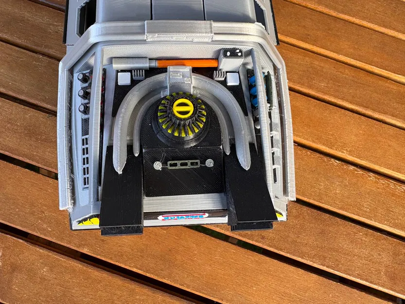 Mô Hình Máy Thời Gian DeLorean DMC-12 In 3D - Image 8