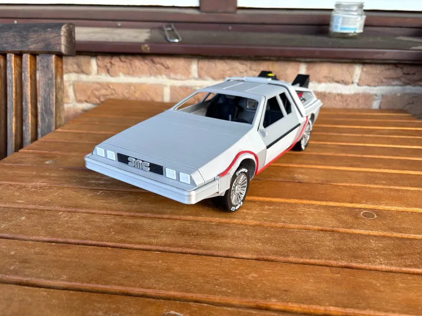 Mô Hình Máy Thời Gian DeLorean DMC-12 In 3D - Image 10