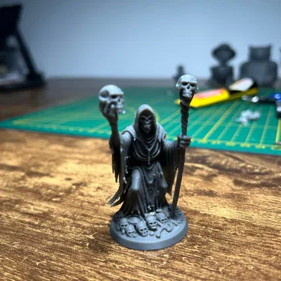 Mô hình miniature phù thủy xương